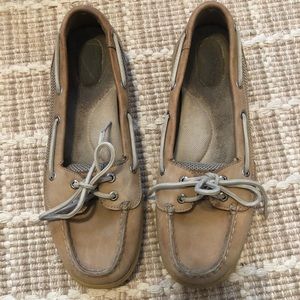 Sperry boat shoes